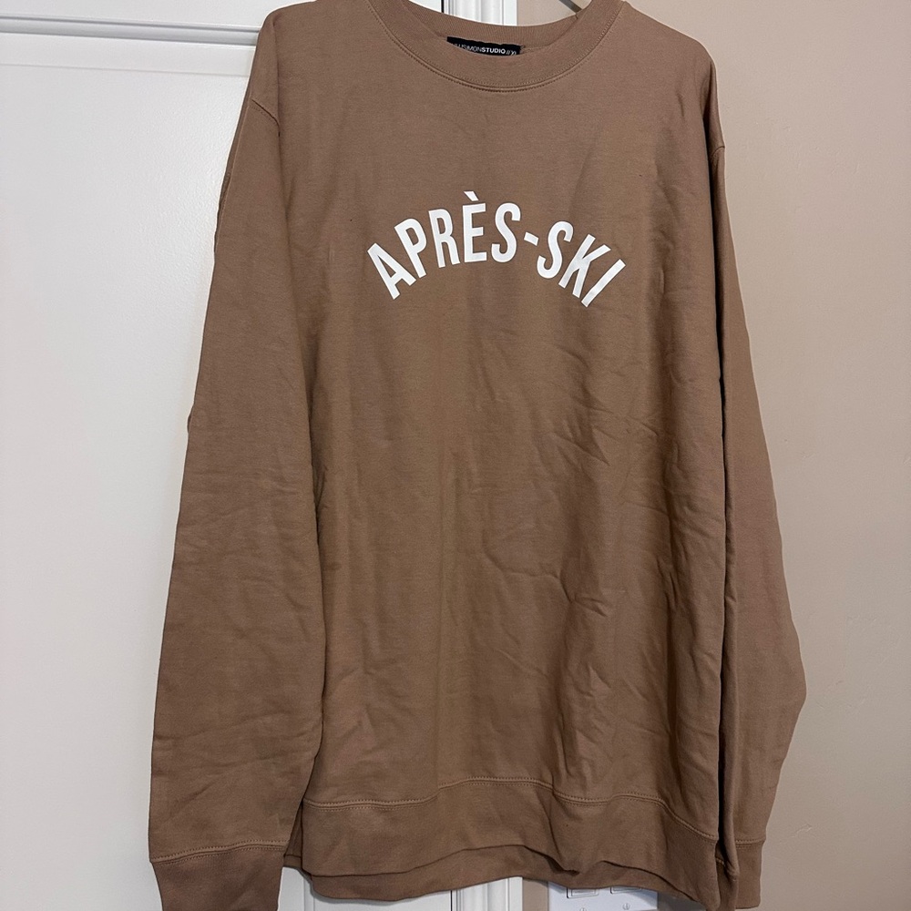 Vici Brown 'Après-Ski' Sweatshirt